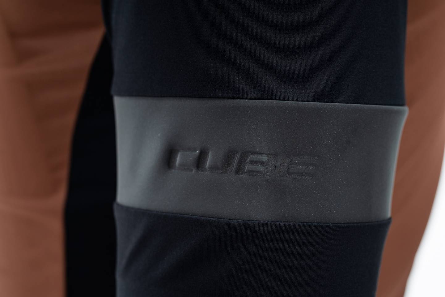 Jersey para ciclismo CUBE Blackline S/S para caballero / Black Brown